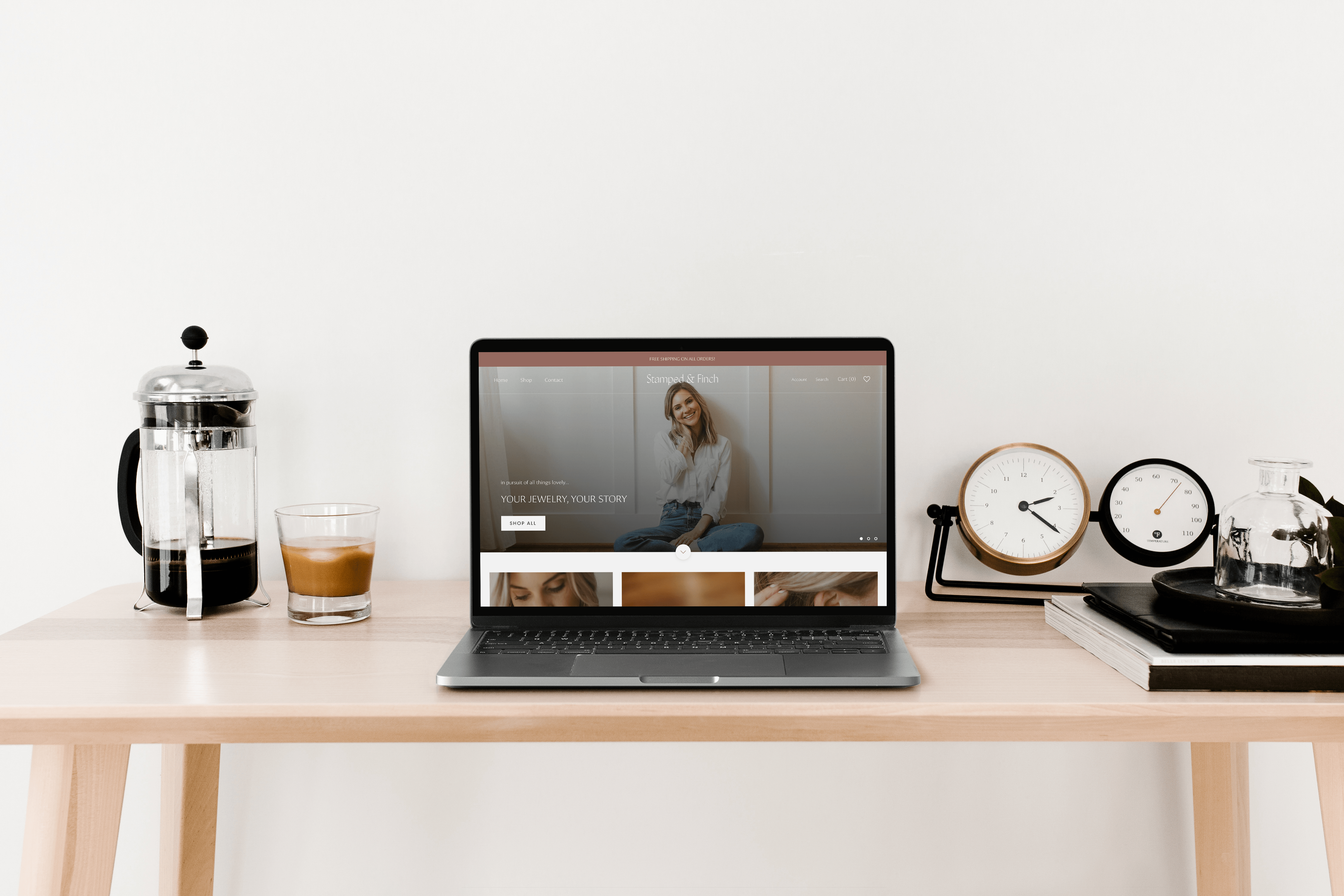 Learn the top 5 best Shopify themes for e-commerce entrepreneurs from experienced Shopify website designer, Taylor Anne Creative.